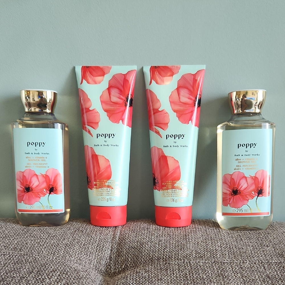 Bath & Body Works Poppy Collection - Pink and Gold